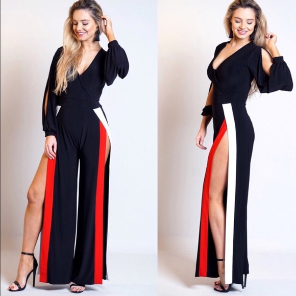 Pants - 💥NWT LAST ONE💥Perfect Party Jumpsuit